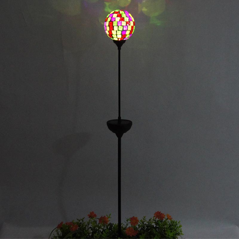 solar garden lamp