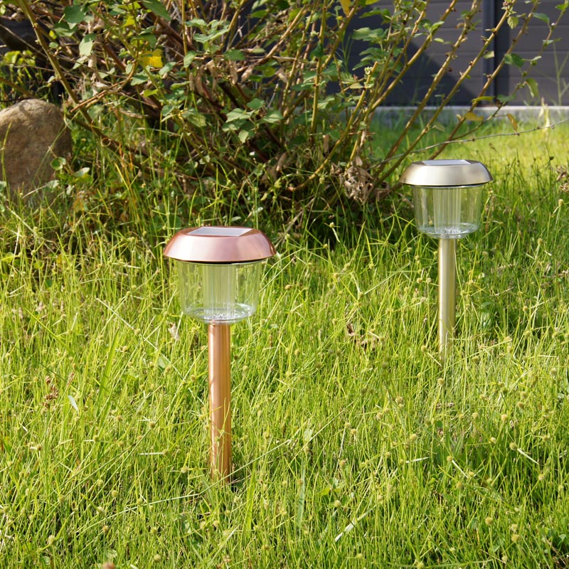 solar garden lamp