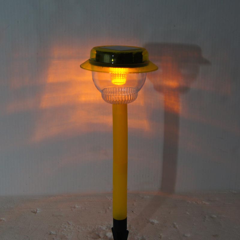 solar garden lamp